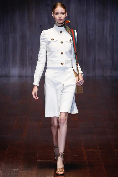 Look 1